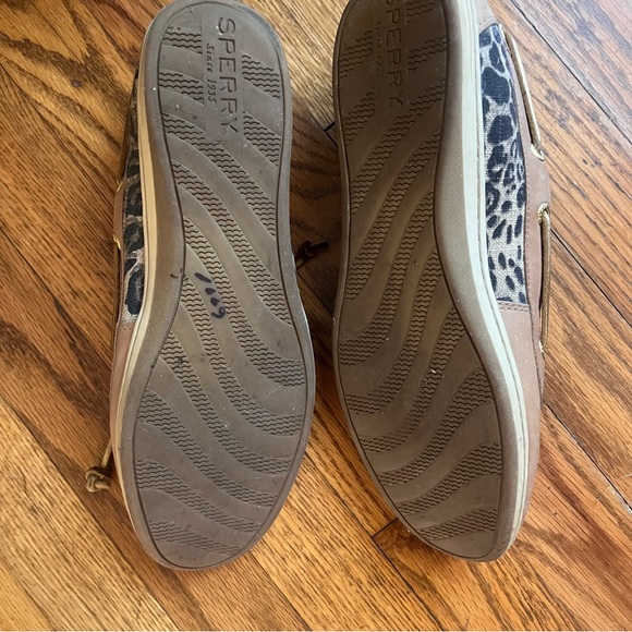 Sperrys - Picture 2 of 6